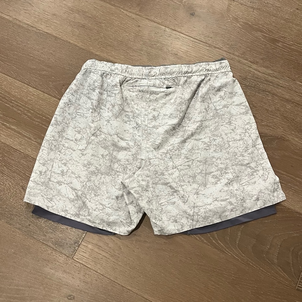 Chubbies Men’s Ultimate Training Shorts Multicolor Wash On Wash Off Lined 5.5” - Picture 6 of 8